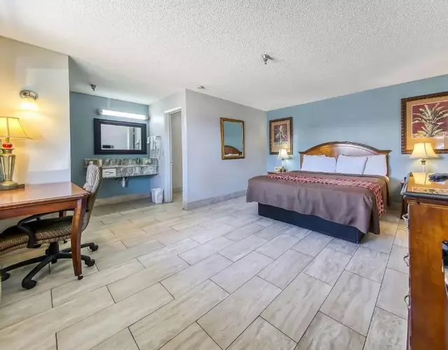 Rodeway Inn & Suites Haines City - Winter Haven