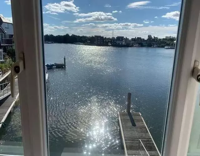 Waterside 4BR on Abingdon Marina Access Oxford