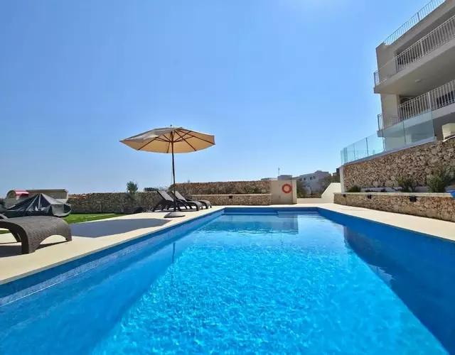 Gozo Getaway - Large Pool Apartment, 10 mins to Xaghra Square