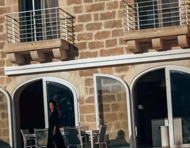 Blissful 4-bedroom villa with pool