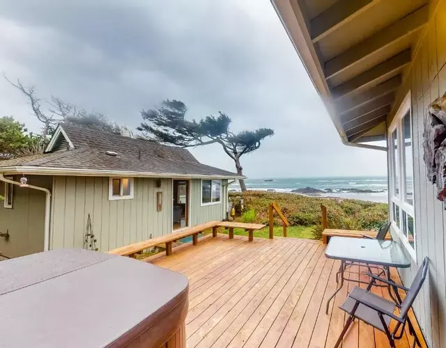 Seal Rock Seaclusion