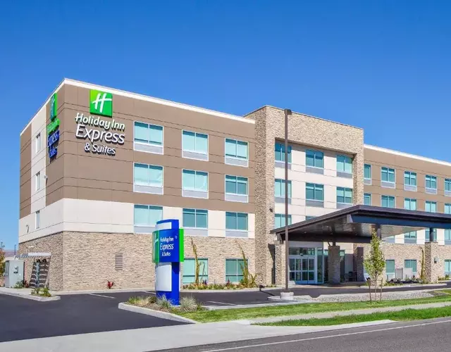 Holiday Inn Express & Suites - Union Gap - Yakima Area by IHG