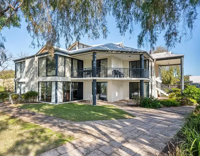 98 Steps to the Beach 2BR Coastal Getaway