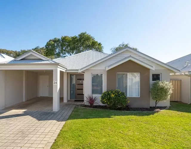 Ocean Blue Bungalow Easy Beach Stay in Busselton
