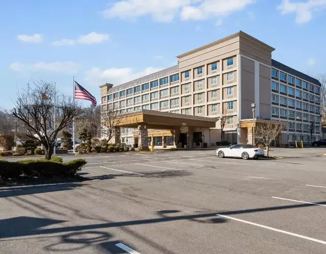 Executive Inn - Fort Lee