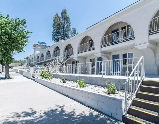 Motel 6-Orange, CA - Anaheim