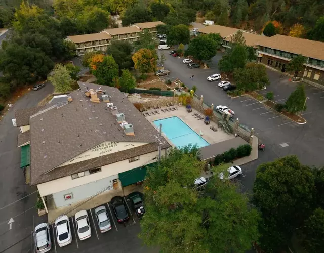 Cedar Lodge