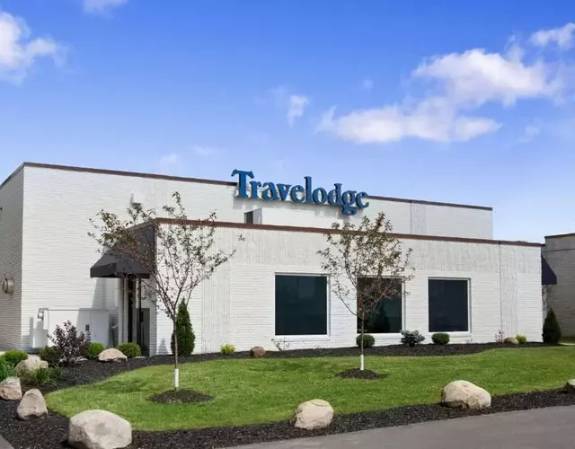 Travelodge by Wyndham Hubbard OH