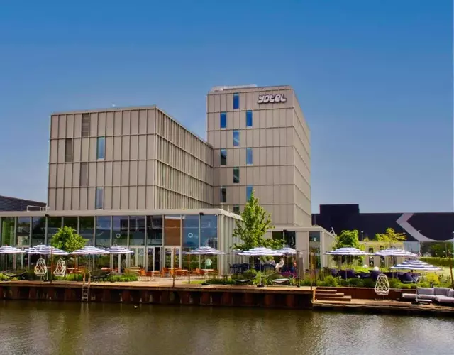 YOTEL Amsterdam