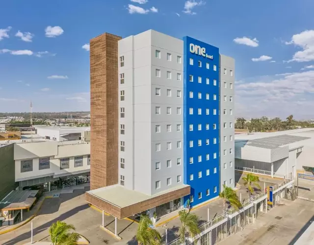 One Guadalajara Periferico Norte