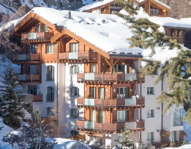 A Calm & Charm Studio - Haus Haro