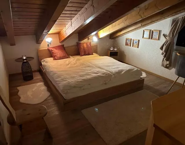 Dachwohnung mit Charme im Haus Luchre, Zermatt