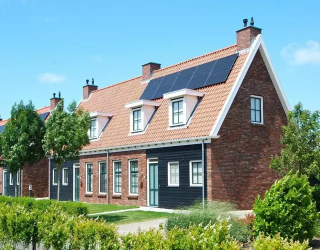 Holiday Home Colijnsplaat near Beaches