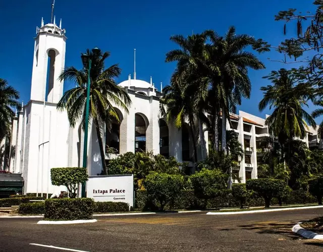 Ixtapa Palace