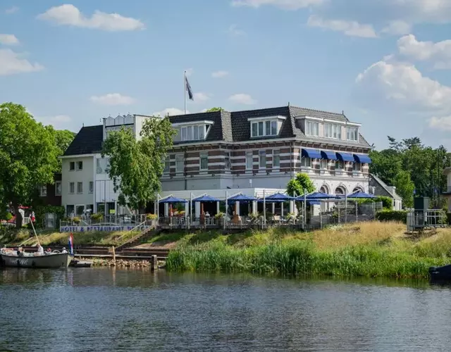 De Zon Hotel & Restaurant by Flow