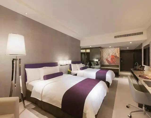 Gateway Hotel, Marco Polo