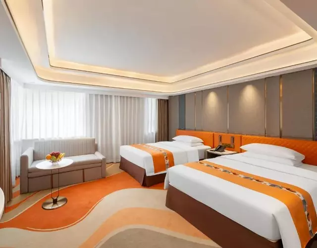Hotel Beverly Plaza