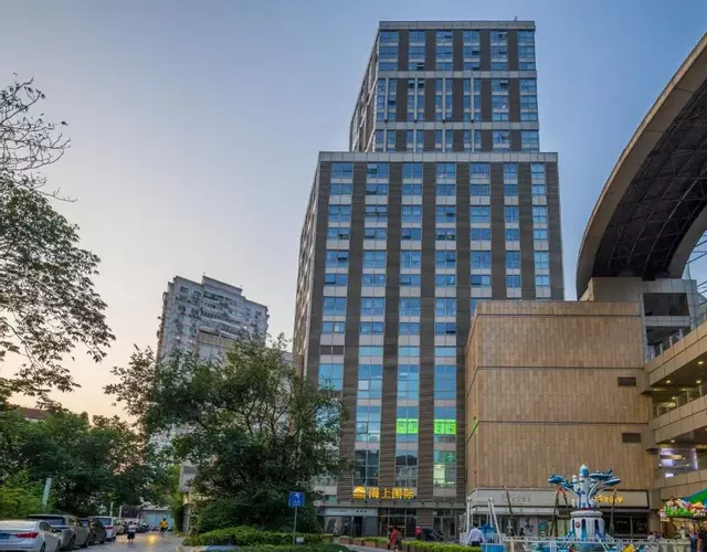 Shanghai Jubelle Boutique Apartment - Subway Lines 8-10-18 - Direct access to the Bund - Free fridge, washing machine, kitchen - Free luggage storage and package collection services