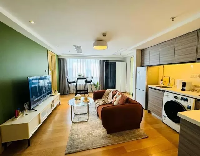 Shanghai Lerongju Boutique Apartment Metro Line 8 20meter