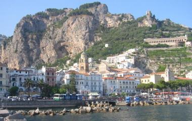 Generate a random place in Amalfi