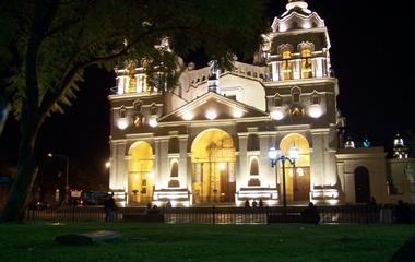 Generate a random place in Córdoba, Argentinien