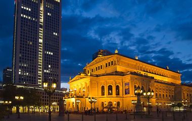 Generate a random place in Frankfurt