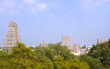 Generate a random place in Madurai