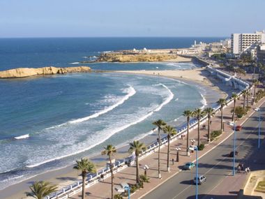 Generate a random place in Monastir