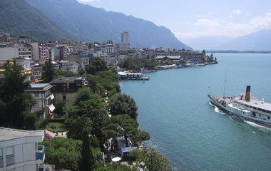 Generate a random place in Montreux