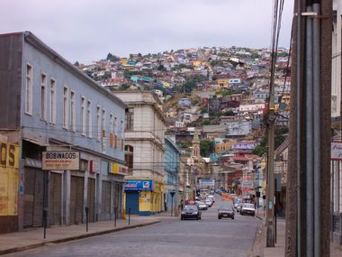 Generate a random place in Valparaíso