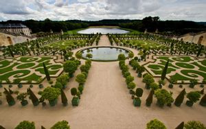 Versailles
