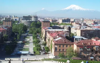 Generate a random place in Erevan