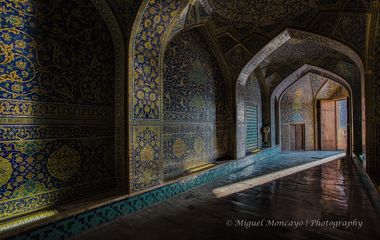 Explore Iran - 9 destinations