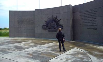 2day Australian WW1 battlefield tour in Flanders the Somme from Lille and Arras