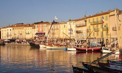 Small Group Full Day Trip to St Tropez and Port Grimaud from Nice