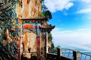 One Day Mountain and Flower Tour in Kunming