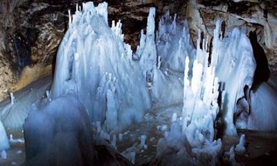 Scarisoara Ice cave - one day car tour from Oradea