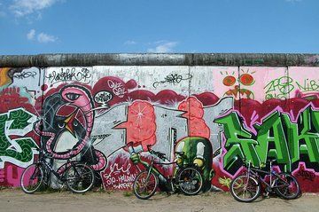 Berlin: Alternative Culture, Neighbourhoods & East Side Gallery