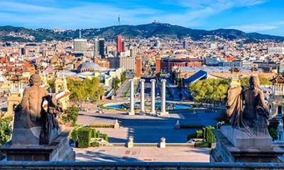 Private Customized Barcelona Tour by Mercedes VIP Bus and Personal Expert Guide
