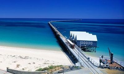Full-Day Busselton Jetty, Train Ride & Dophin Discovery