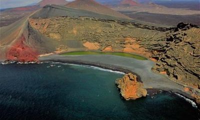 Lanzarote Gran Ausflug mit Timanfaya und Jameos del Agua eingang
