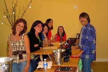Private or Semi-Private Wine Tasting Tour from Paso Robles