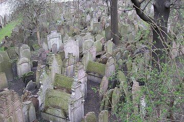 Your own guide for Jewish Quarter Tour