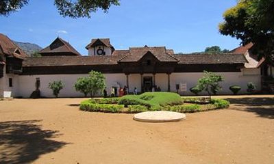 Explore The Wooden Palace In Padmanabhapuram