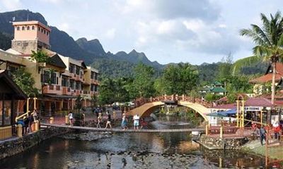 Private Tour in Langkawi with SkyBridge and Langkawi Cable Car