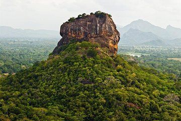 Sri Lanka 4-Days Cultural Triangle by Aaliya Tours