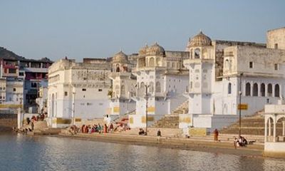 Walking tour of Pushkar