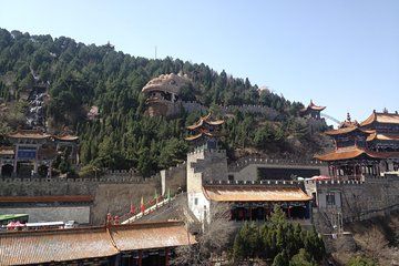 Skip Mountain Bus Waiting: Private Mianshan Day Tour from Taiyuan