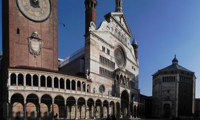 Entrance Torrazzo + Baptistery + Diocesan Museum