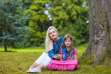 Private Photo Session with a Local Photographer in Falkirk